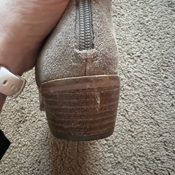 Vince Camuto- Booties​​​​​​ - Picture 7 of 7